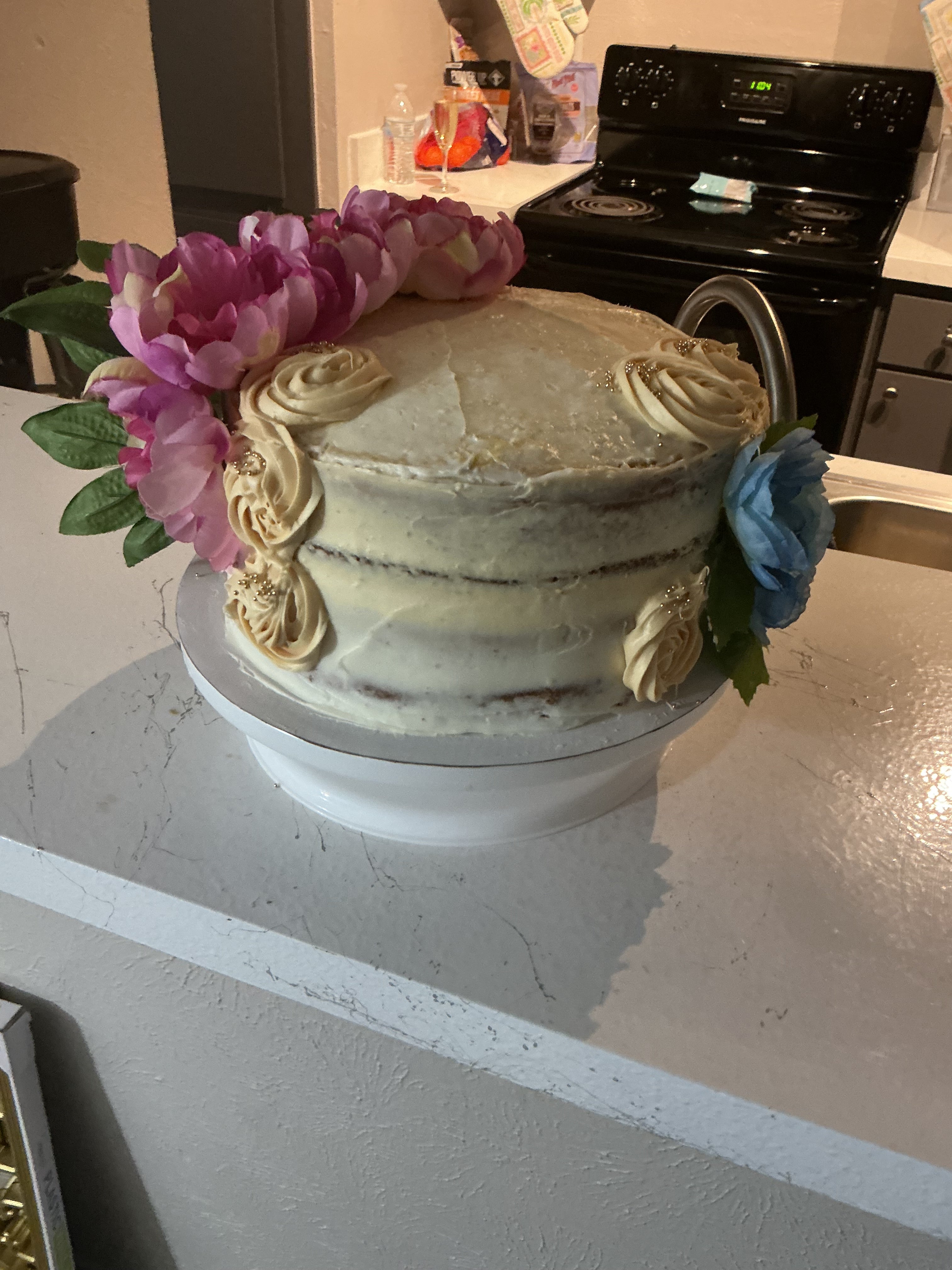Custom Cupcakes – Petal & Crumbs Bakes