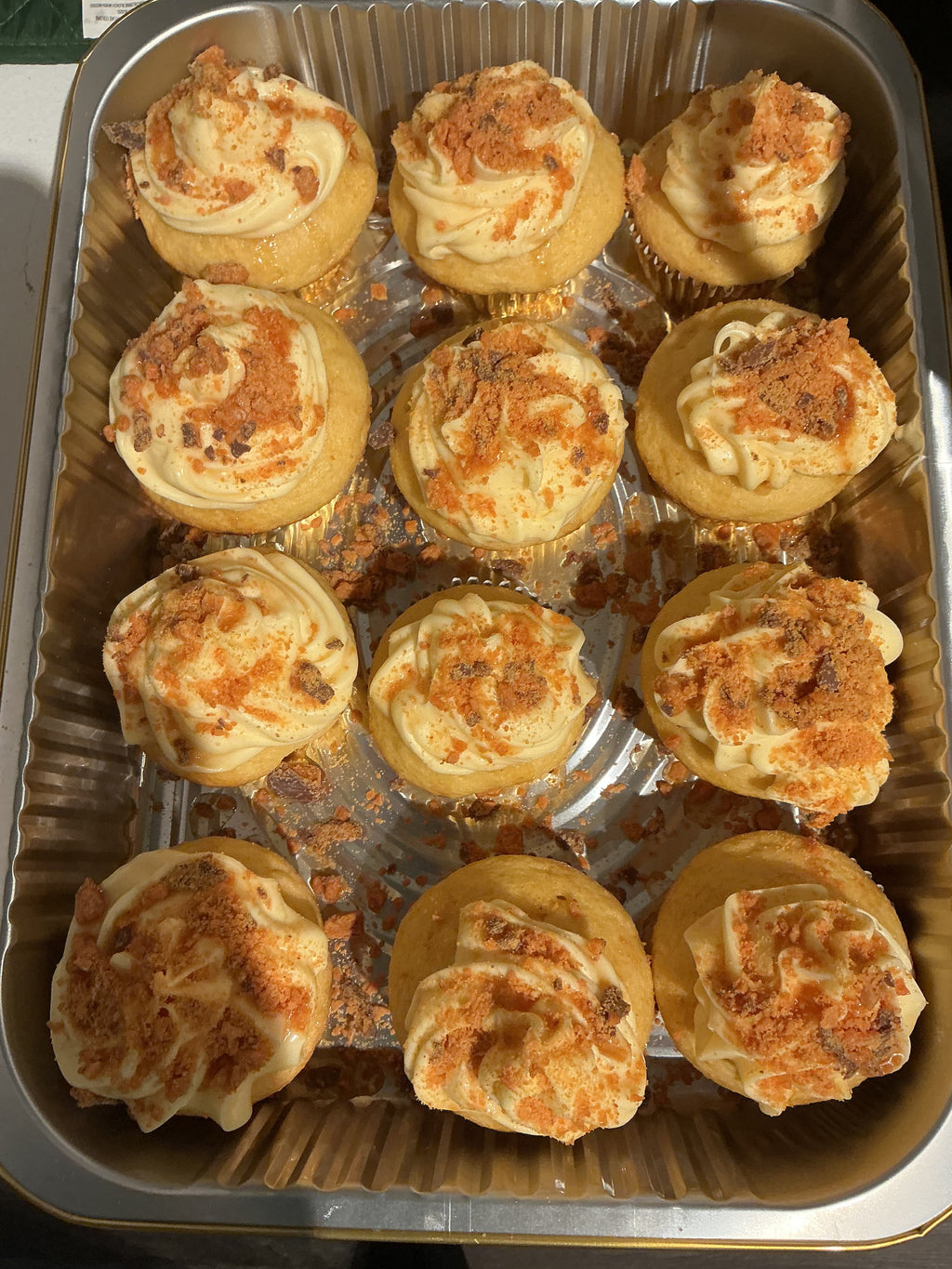 Custom Cupcakes – Petal & Crumbs Bakes